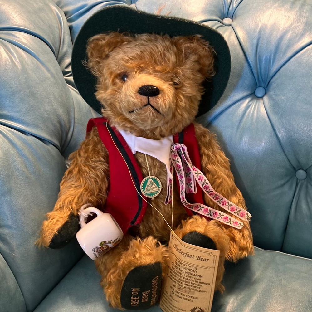 Hermann Musical Octoberfest Bear # 3561/12500